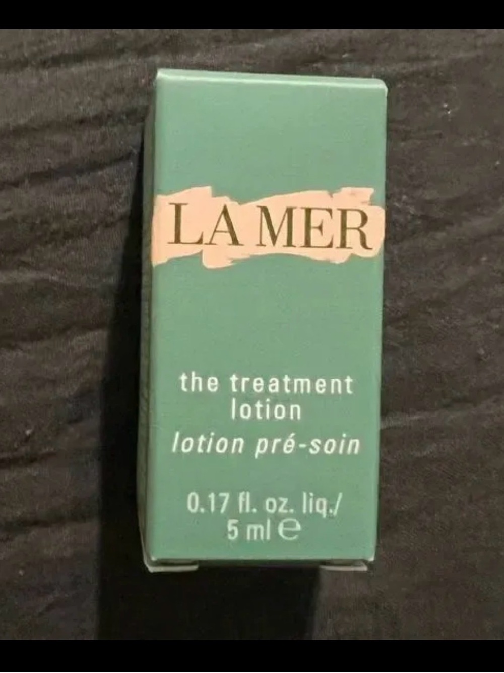 La Mer teal and cream The Treatment Lotion
